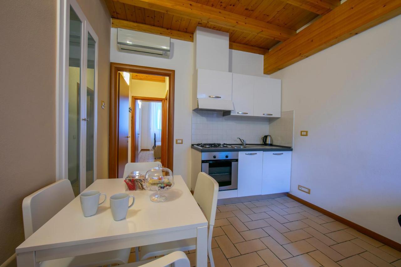 Le Stanze Del Lago Apartments Como Exterior foto